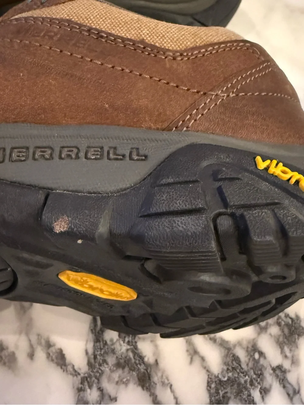 Merrell Moab Adventure Lace Waterproof Hiking Shoes Brown Men's Size 8.5